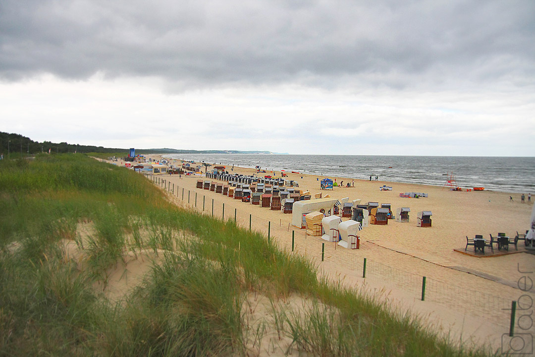 Deszczowy dzień na plaży w Świnoujściu