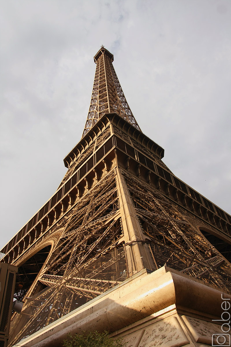 Wieża Eiffla - paryska żelazna dama